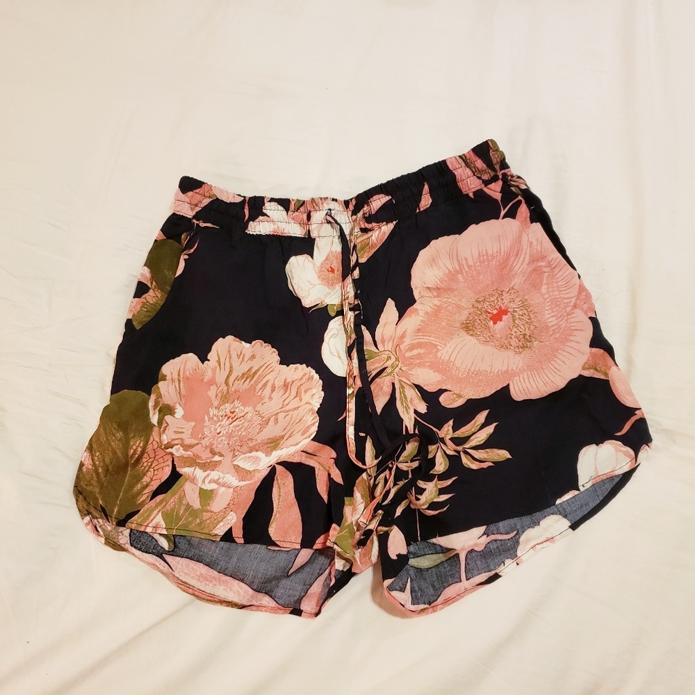 Vero Moda High Waisted Shorts